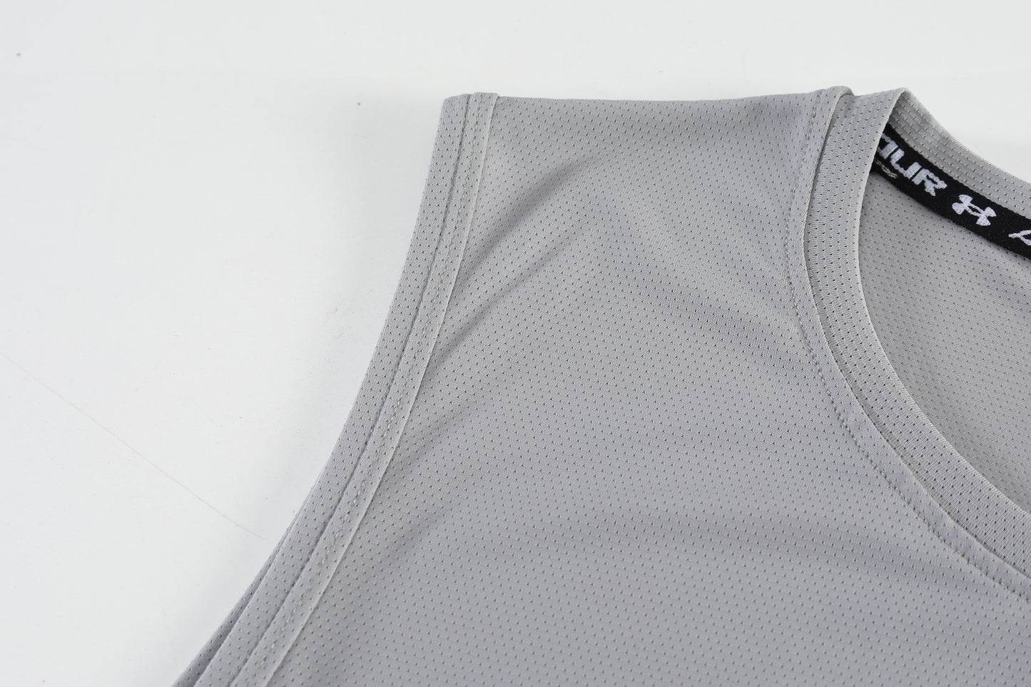 Men's UA Imported HeatGear Sleeveless - Grey