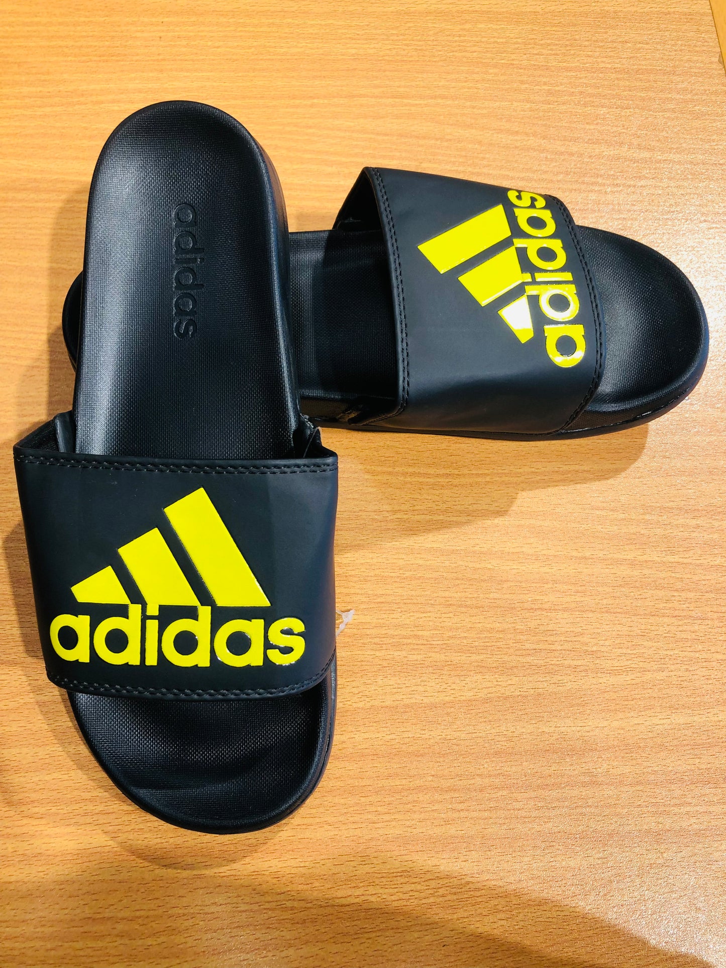 Adidas Adilettes Comfort Slides - Black/Mustard Yellow