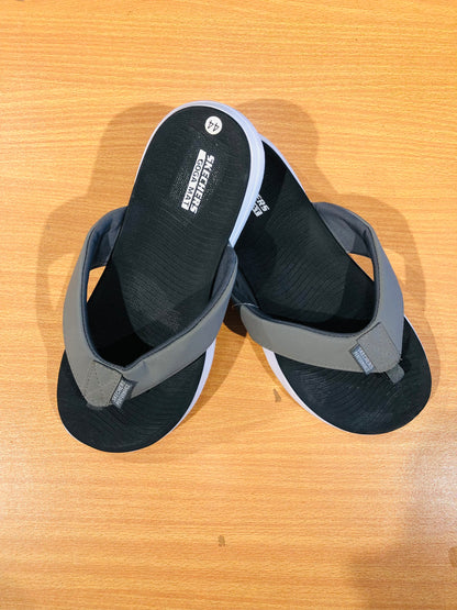 Sketchers Goga Mat Technology Slippers - Black/Grey