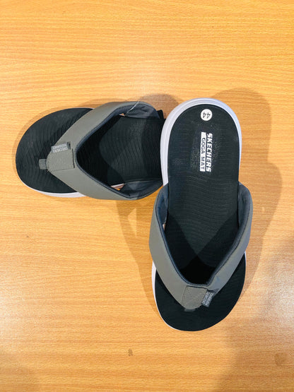 Sketchers Goga Mat Technology Slippers - Black/Grey