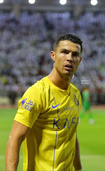 Nike Al Nassr Ronaldo Football Kit - Mens