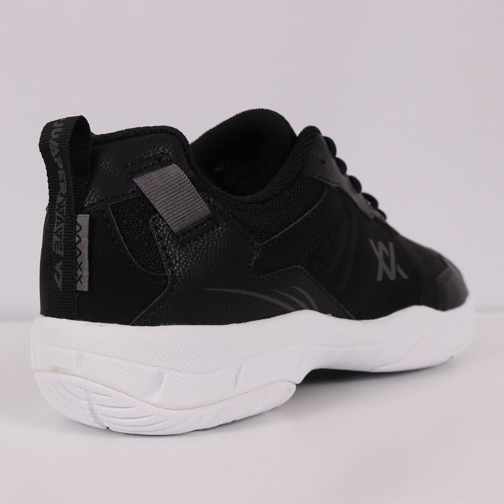 Maxx Jumper Wave 7 Court Shoes